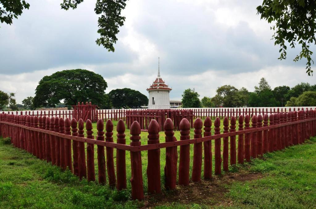 Jidapa Resort Phra Nakhon Si Ayutthaya Buitenkant foto