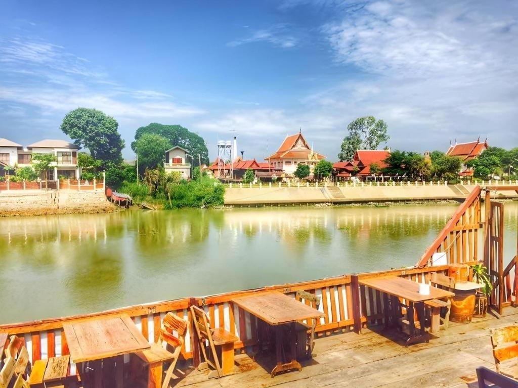 Jidapa Resort Phra Nakhon Si Ayutthaya Buitenkant foto