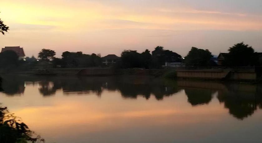 Jidapa Resort Phra Nakhon Si Ayutthaya Buitenkant foto