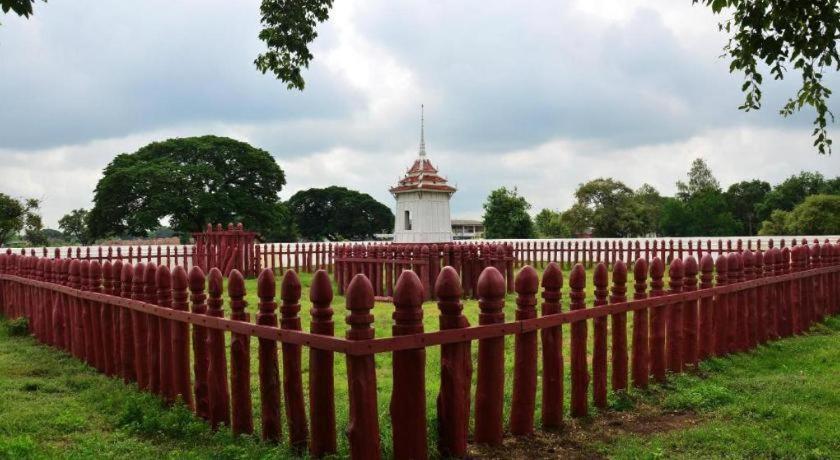 Jidapa Resort Phra Nakhon Si Ayutthaya Buitenkant foto