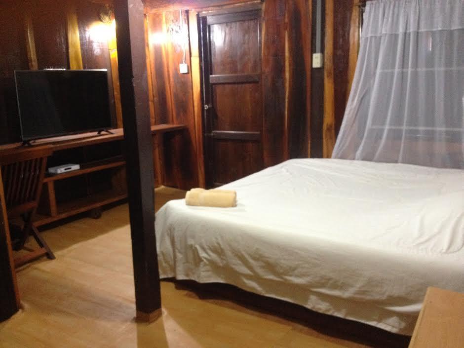 Jidapa Resort Phra Nakhon Si Ayutthaya Buitenkant foto